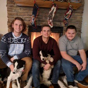 Meet your Posher, Cade